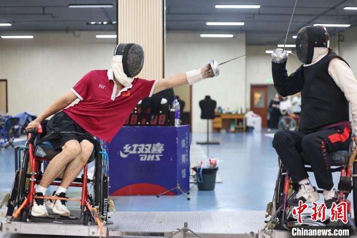 江苏南京启动第14届残疾人健身周田径(投掷)推广