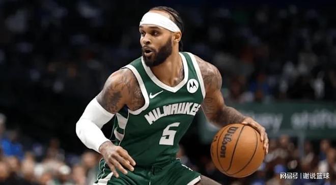 火箭阵容深度隐患浮现 雄鹿练兵掀翻卫冕冠军