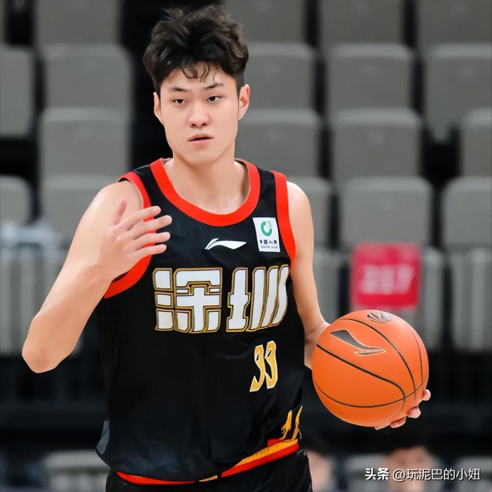 21岁锋线王浩然两战狂砍65分，率深圳队创队史