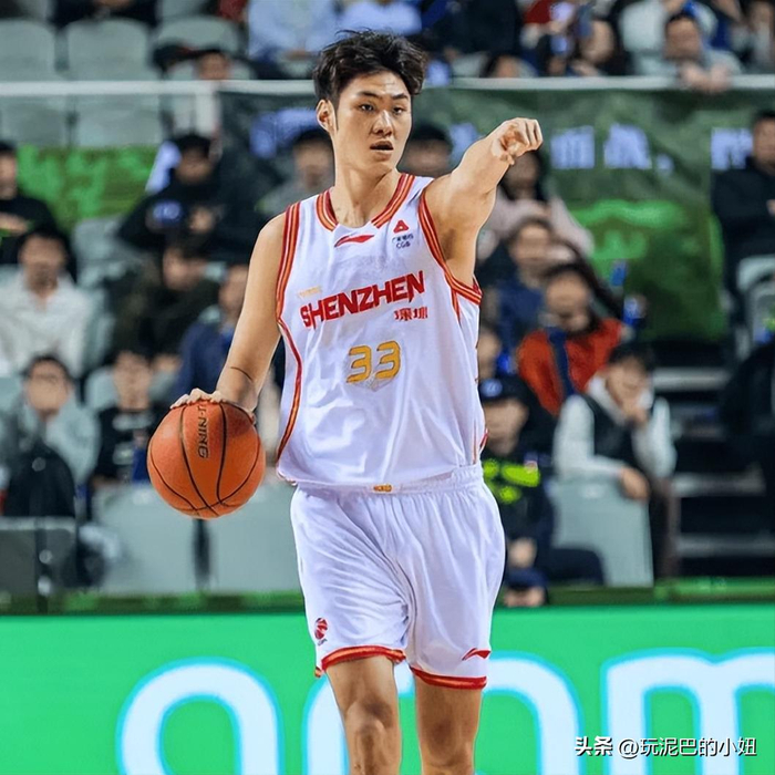 21岁锋线王浩然两战狂砍65分，率深圳队创队史