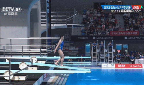 陈艺文强势摘金 女子3米跳板赛场再现中国风采